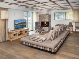 Apartment Chesa Piz Mezdi - St- Moritz by Interhome