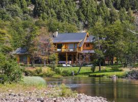 Rio Hermoso Hotel De Monta&ntilde;a โรงแรมติดทะเลในซาน มาร์ติง เด ลอส อันเดส