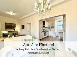ALTE FÖRSTEREI - Elegantes Apartment in der historischen Hinterburg Schlitz - mit Aufzug, Parkplatz & Garten - nahe Fulda und Bad Hersfeld
