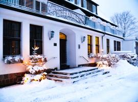 Berghotel Hoher Knochen - Ruhe & Natur, ξενοδοχείο με υδρομασάζ στο Βίντερμπεργκ