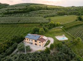 Villa Madamadorè, hotel in Mezzane di Sotto