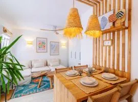 Casa Phoebe - NEW Renovated Burgau Apartment Sleeps 5 - Beach 1 min