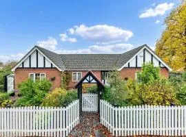 Sizeable 4 bed property on Huntingdon Ring road