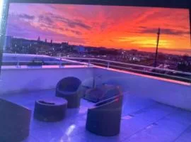 VANNES ROOF TOP 4 ou 8 personnes exceptionnel