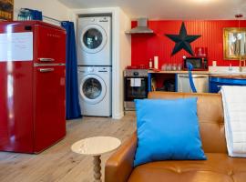 The Clark Our Vision of Clark Kent's 1st Home, hotel in Metropolis