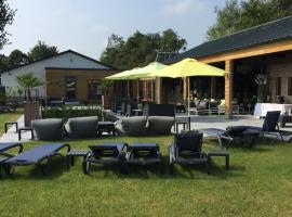 Dunez men only resort, bed and breakfast en Drunen