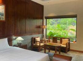 The Greenary Garden Lodge, hotel in Xuân Sơn