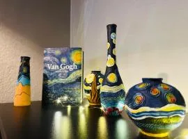 Apartment Vincent van Gogh