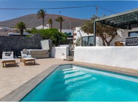 NEW Finca Panorama - Stunning 5 Bedroom with pool, ξενοδοχείο σε La Asomada