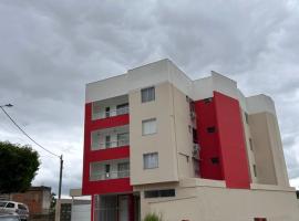 Apartamento aconchegante para famílias, ξενοδοχείο σε Muriae