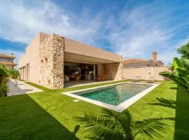 Villa LaLola con piscina climatizada