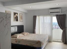 Gumir Haven, serviced apartment in Polonia Airport