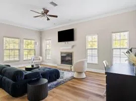 Luxury House Walking Distance to Ocean - Sleeps 12