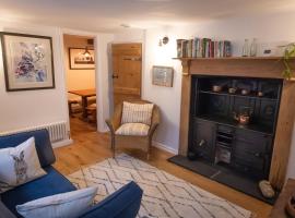 The Old Scullery, hotel in Bungay