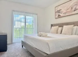 Modern 1-Bedroom Condo in Downtown Atlanta 525Pkwy517