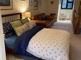 Apartment in Bray, secure parking & EV charge included