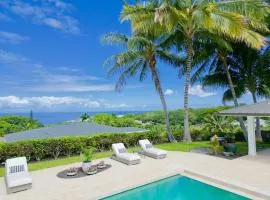 Luxury Retreat in Kona with Saltwater Pool