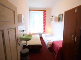 Turistický retrohotel Pod sedlem, hótel í Loučná nad Desnou
