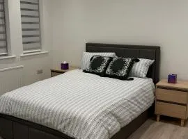 2 bedroom maisonette in Stanmore newly refurbished