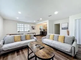Spacious 4-BR Home, 7 miles to TIAA Bank Field