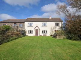 Rosewin Farmhouse, hotel i Wadebridge