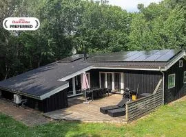 8 person holiday home in Ålbæk-By Traum
