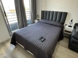 MOVISTAR ARENA PREMIUM THAMES 56 7 piso 713 Cocheras y Seguridad