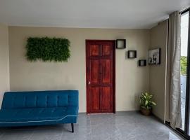 Olas del alba, Hotel in Tapantí