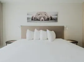 Tremblant Stay-King bed, Central, Shuttle, Coffee