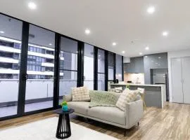 Luxe Sydney Olympic Park Stay - 2BR for 4 Guest