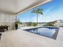 Serene 5BR Waterfront Escape - Prestige