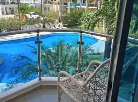 Minutes to the beach