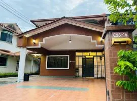 REV Homestay Taman Indah Permai