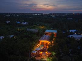 Homestay Th&ugrave;y Dương 1, hotel com piscina em C&aacute;i B&egrave;