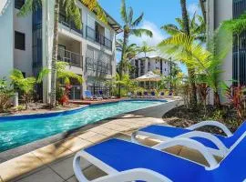 The Trinity Duo - Resort Comfort near Beach & Dining