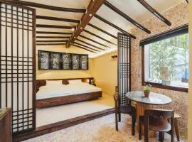 Korea's beauty in haeundae with Hinoki wooden bath