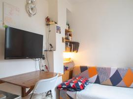 Cosy Studio for 2 in Saint Germain des Pres, pousada em Paris