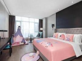Xana Hotelle Luzhou High-Speed Railway Station Trading Market Passenger Terminal, hotel in Luzhou
