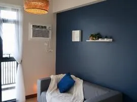 Bright & Cozy Condo Near Okada 2 mins walk