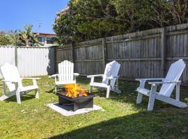 Barronstown - Pet Friendly with Fire Pit, Hotel in Callala Beach