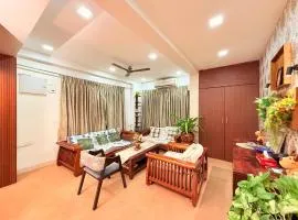 Hilltop Hideaway Party Friendly 4BHK Pool Villa by Spacez