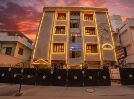 FabExpress Home Tree Service Apartment T Nagar - Near Mambalam Railway Station