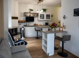 La Casa degli Sbilfs - Wi-Fi, Netflix e Garage Box , a 2 minuti dallo Zoncolan