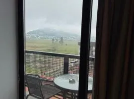 Modern Studio in Hotel Mgzavrebi Block 9 Mountain View