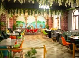 Delfin Hotel Ganja Restaurant Spa