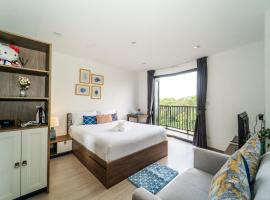 1BR Designer Mountain View Condo - Central Phuket、プーケットタウンのホテル