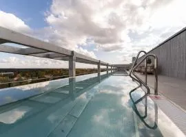 Sky Pool Escape Luxury Apartment in Druskininkai Center