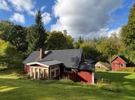 Smedens Hus, hotel in Svarvaremåla