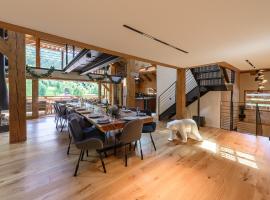 L'Écrin des Aravis - Piscine, Sauna & Jacuzzi, hotel i La Clusaz