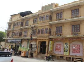 Dune safari camp & resort, hotel v destinaci Sām